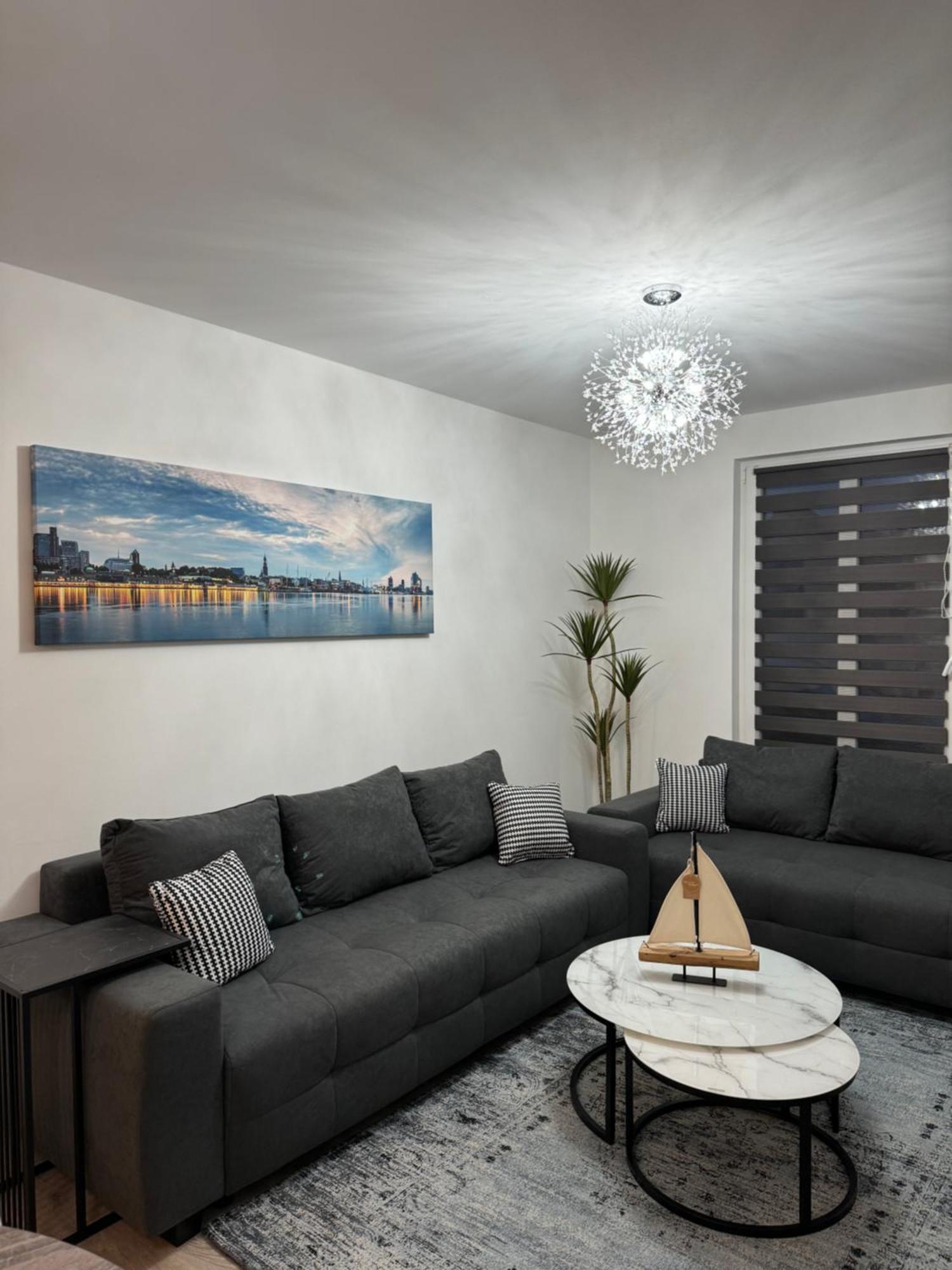 Apartment Eleganz Im Zentrum, Ostsee, Luebeck & Hotspots Nah! Bad Schwartau